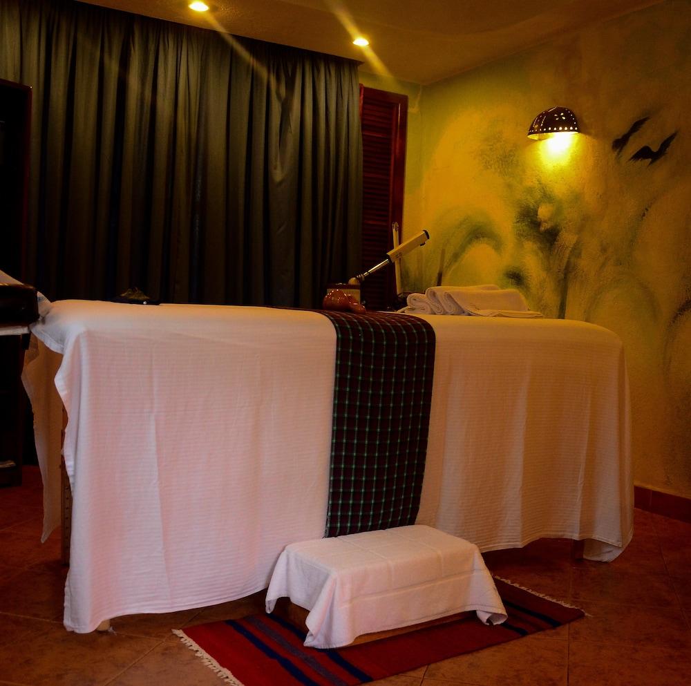 Amboseli Serena Safari Lodge Buitenkant foto