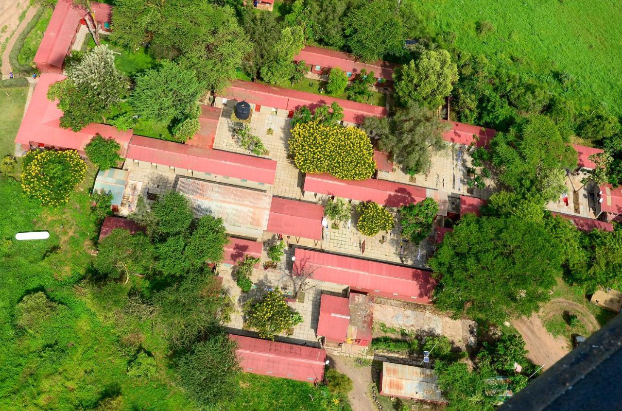 Amboseli Serena Safari Lodge Buitenkant foto